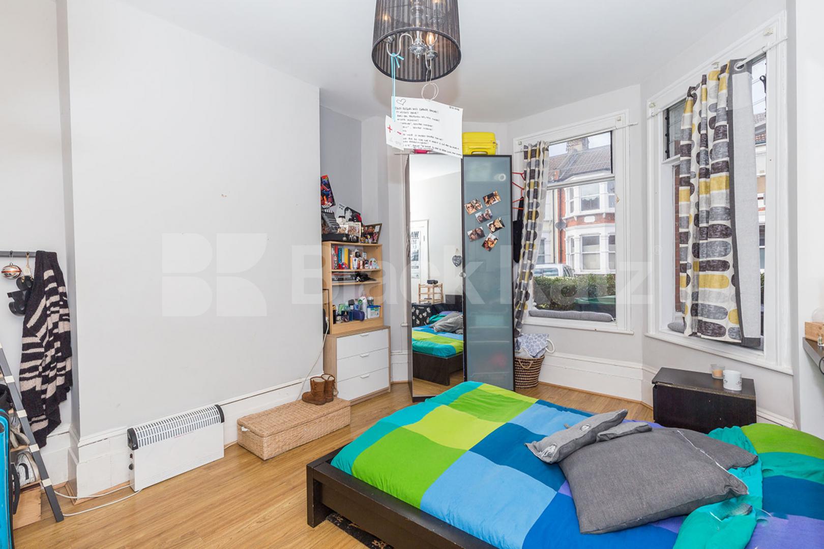 5 bedroom house located close to station and amenities  Falkland Road, Turnpike Lane